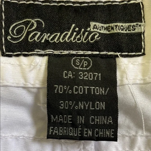 White Capris with Relaxed Fit and Utility Style - Picture 8 of 8